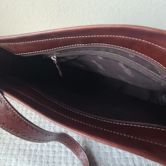 Fossil Classic Brown Leather Shoulder Bag - Picture 5 of 7